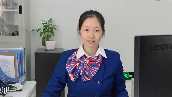 施小燕1.jpg 施小燕1.jpg