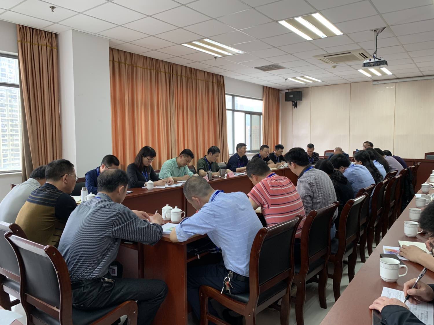 经分会1.JPG