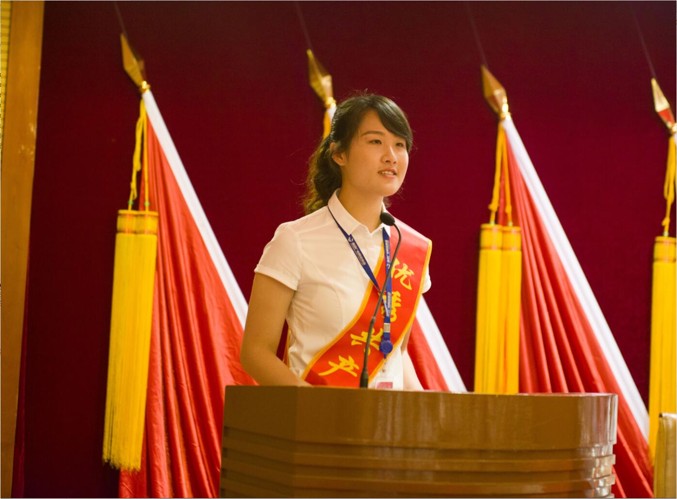 优秀共产党员代表发言.jpg 优秀共产党员代表发言.jpg