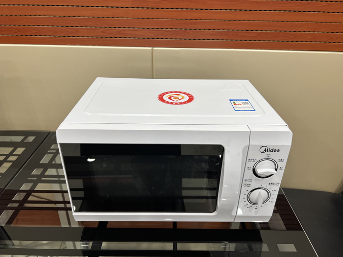 图片3.jpg 图片3.jpg