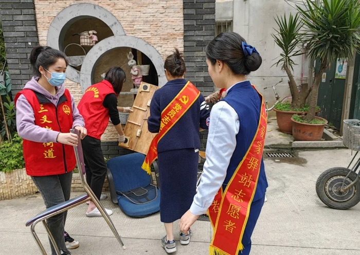 图片7:志愿服务.jpg 图片7:志愿服务.jpg