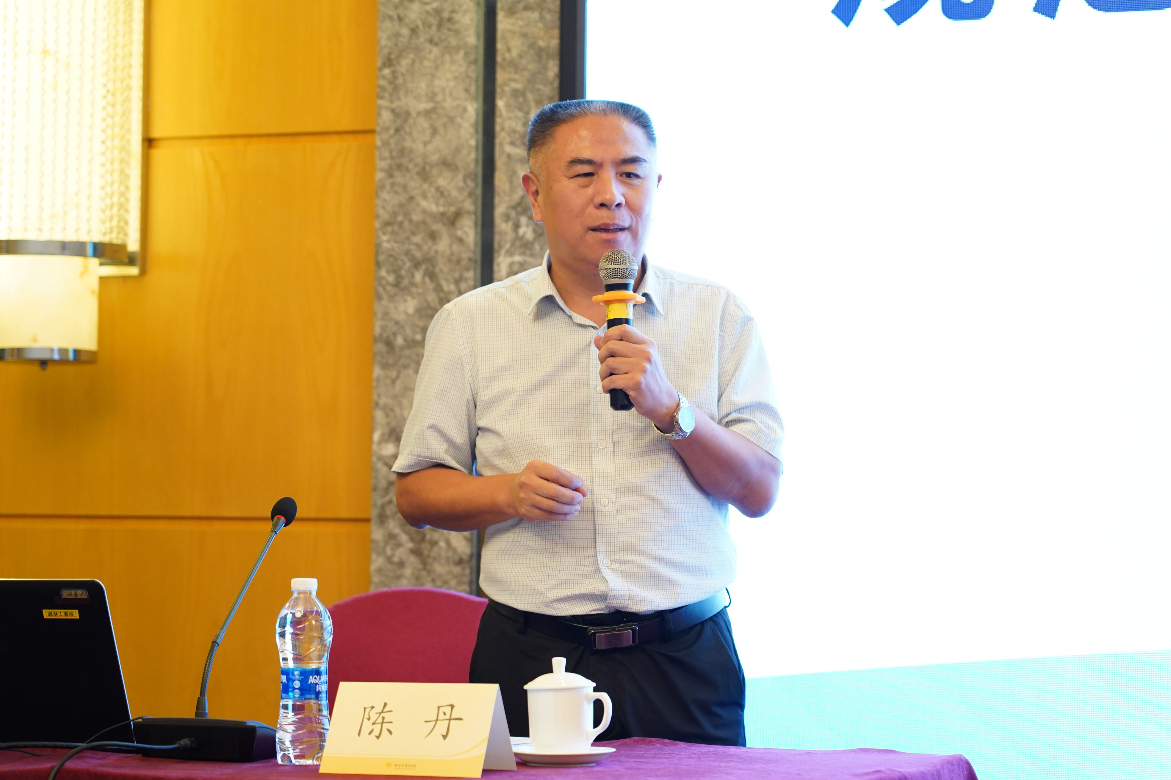 图片3.jpg 图片3.jpg