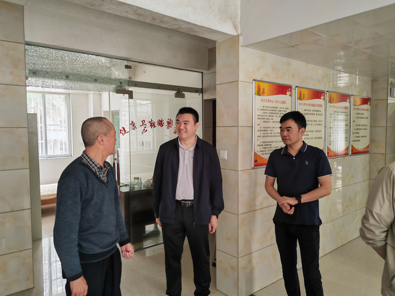 连城调研_副本.jpg 连城调研_副本.jpg